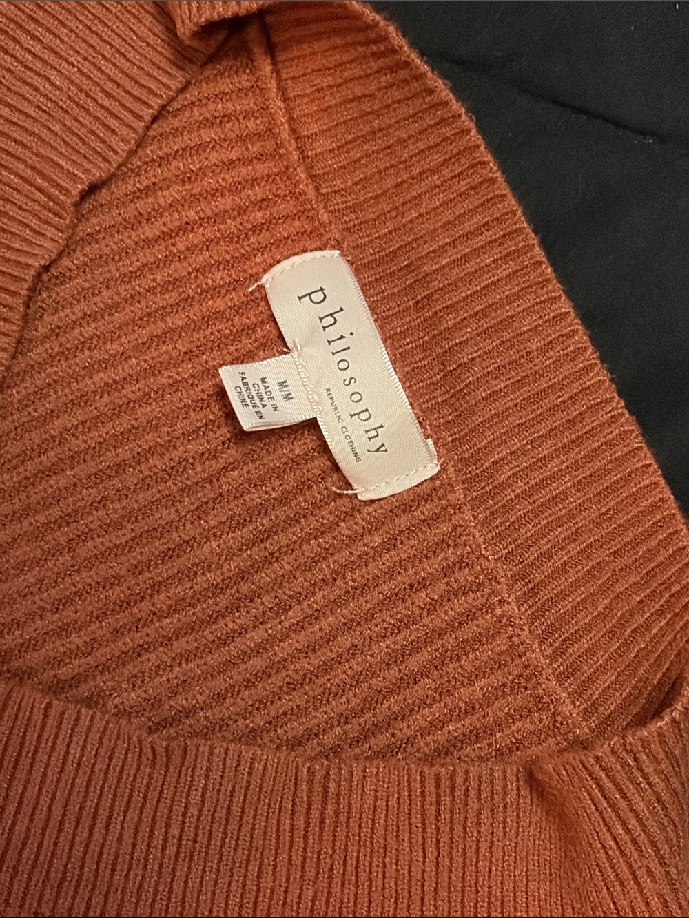 Philosophy Rust-Orange Ribbed V-Neck Top - Picture 2 of 2